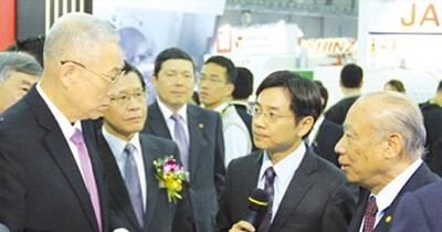 Business Times Chmer Wins Consecutive Awards Vice President Wu Dunyi Encourages The Light Of Taiwan