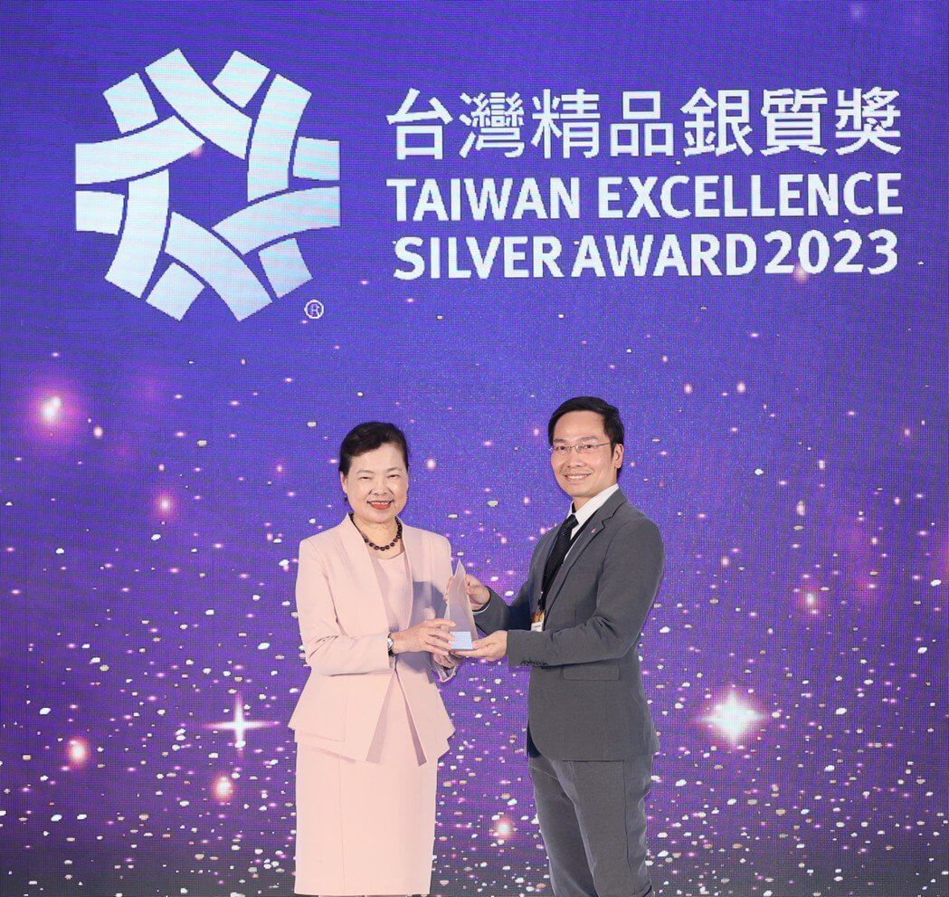 慶鴻放電加工機智慧節能兼備 勇奪台灣精品銀質獎
